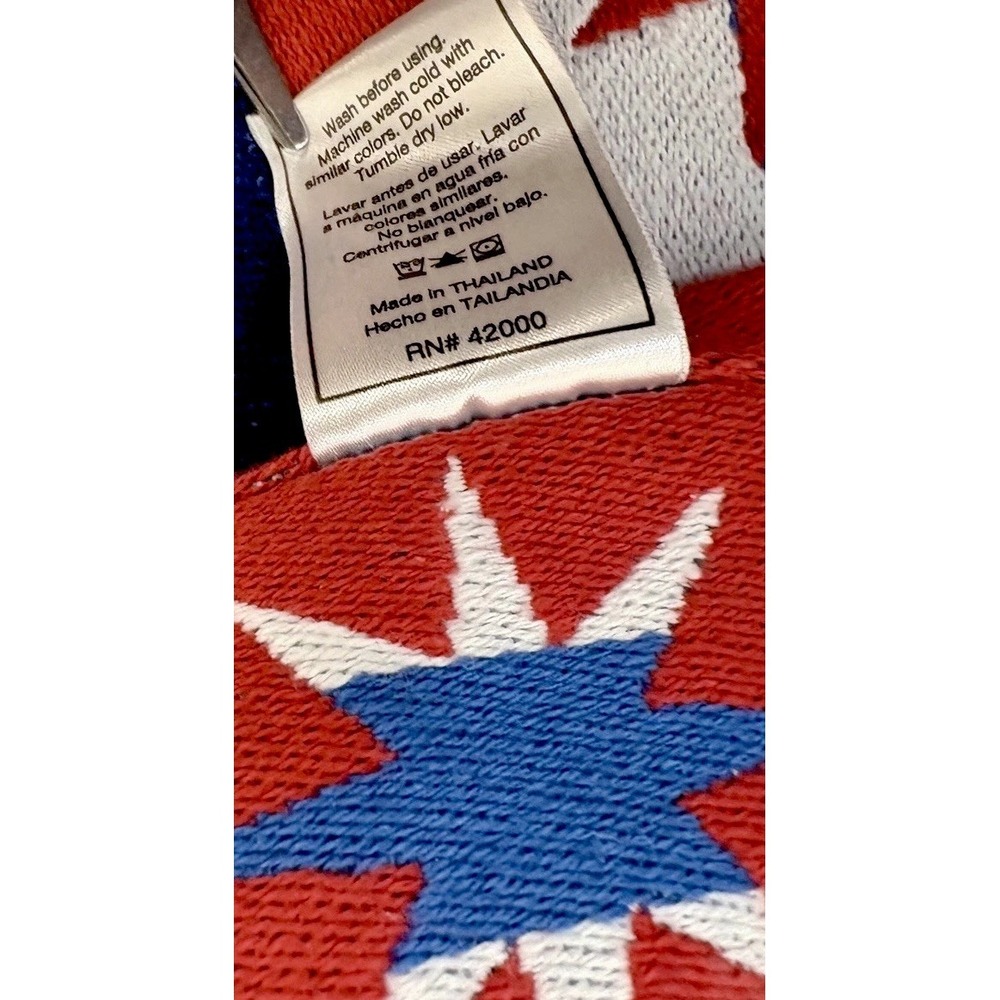Vtg Kmart Beach Towel Stars & Fireworks American Patriotic 100% Cotton Pool Gear - Picture 2 of 10